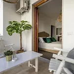 Πανσιόν Morada 181